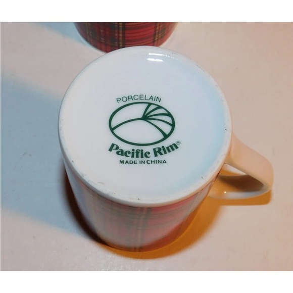 Pacific Rim porcelain red plaid mug set of 4 Holiday Christmas coffee tea mugs - Picture 8 of 9